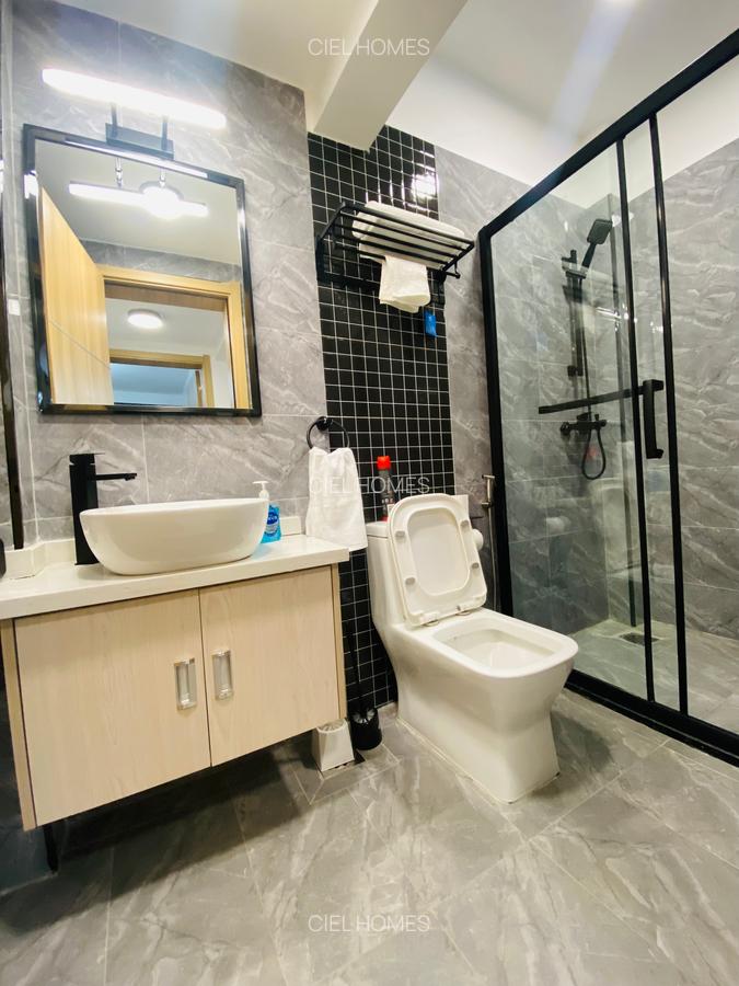 Serviced 1 Bed Apartment with En Suite at Wood Avenue - 8