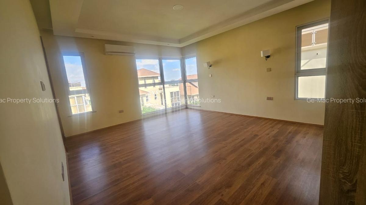 4 Bed House with En Suite in Kiambu Road - 7