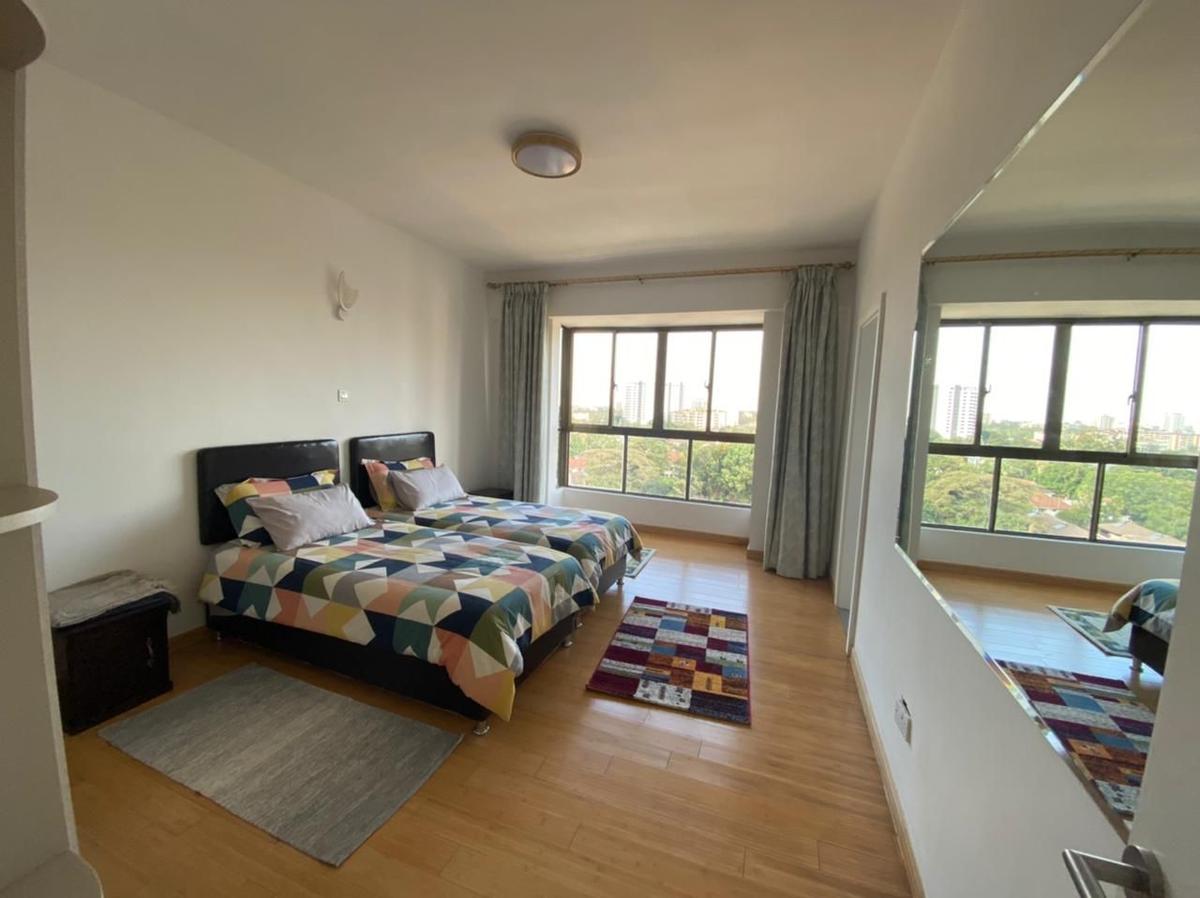 3 Bed Apartment with En Suite in Lavington - 7