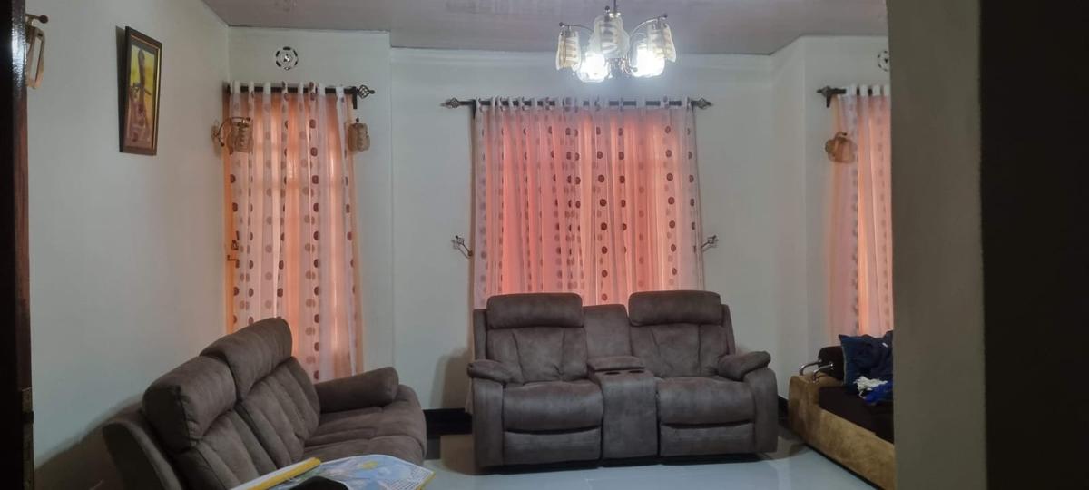 4 Bed House with Garden at Eastern Bypass - 4