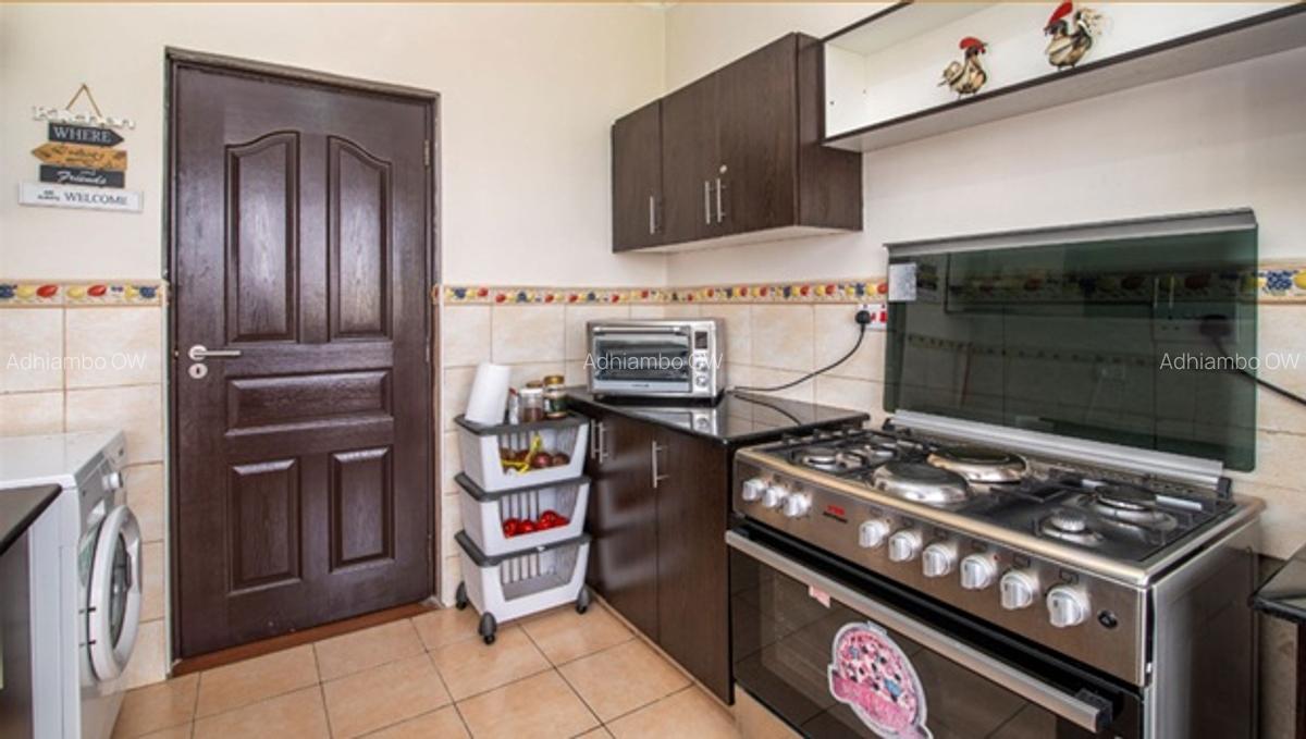 3 Bed Apartment with En Suite at Pridelands - 5