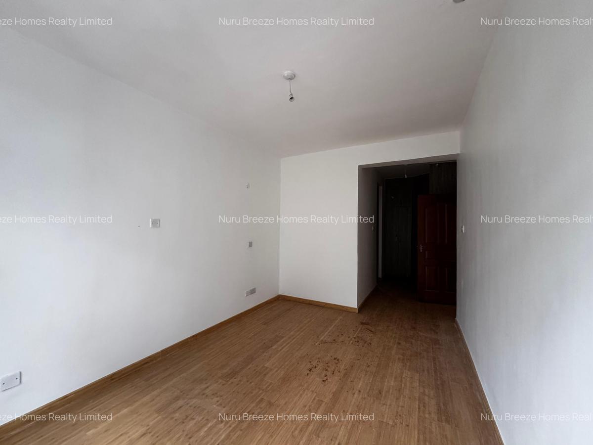 5 Bed Townhouse with En Suite in Lavington - 14