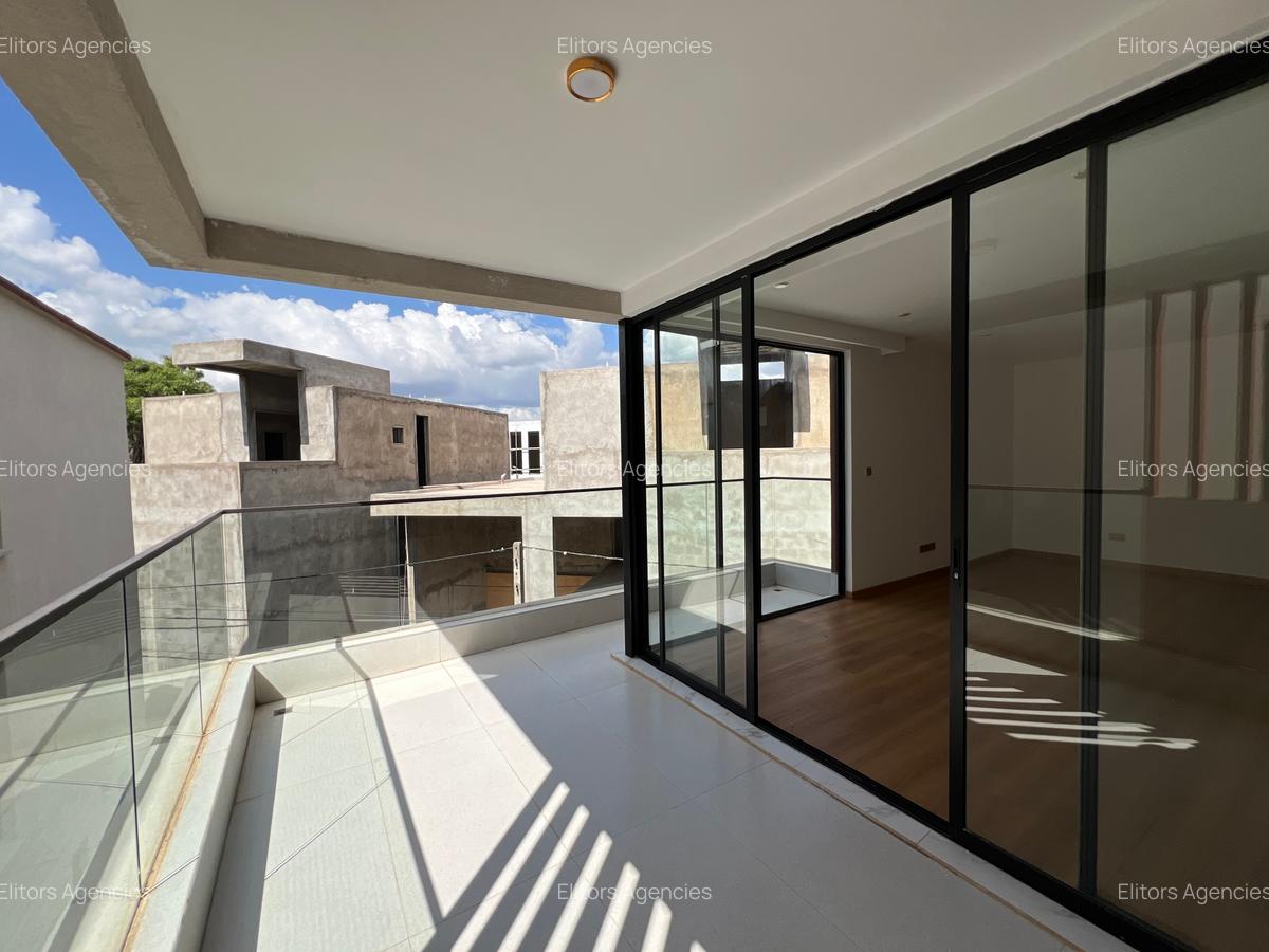 5 Bed Villa with En Suite at Isaac Gathanju Rd - 17