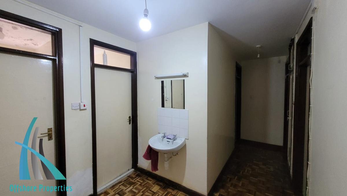 4 Bed Apartment with En Suite at Ndemi Road - 6