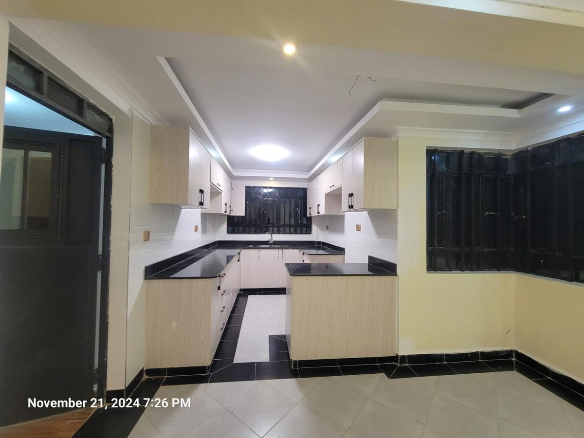 7 Bed House with En Suite at Kenyatta Road - 5