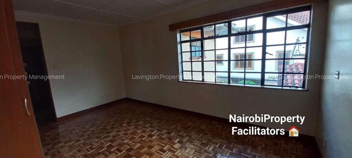 4 Bed Townhouse with En Suite at Lavington Green - 15