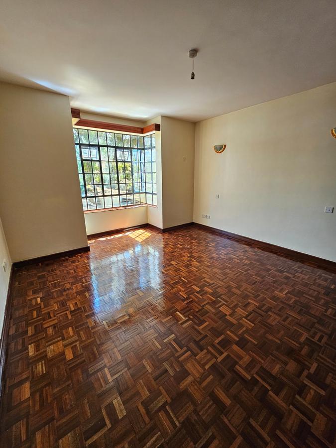 3 Bed Apartment with En Suite at Kilimani - 12