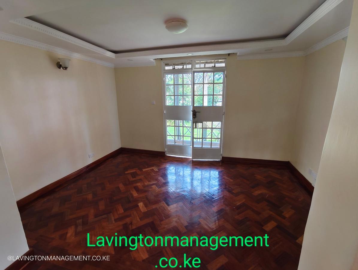 5 Bed Townhouse with En Suite at Lavington Green - 9