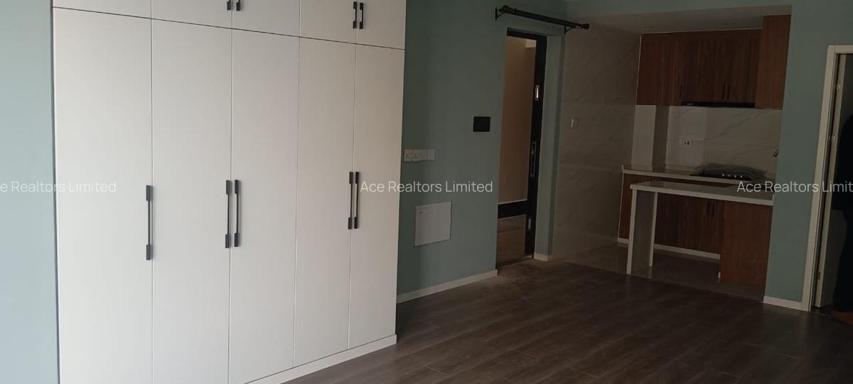 Studio Apartment with Swimming Pool at Off Lenana Road - 6