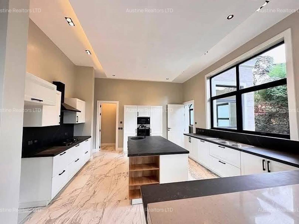 5 Bed Townhouse with En Suite in Loresho - 3