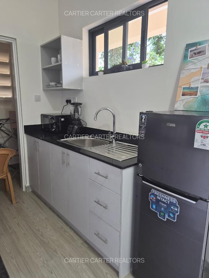 Studio Apartment with Gym in Garden Estate - 3