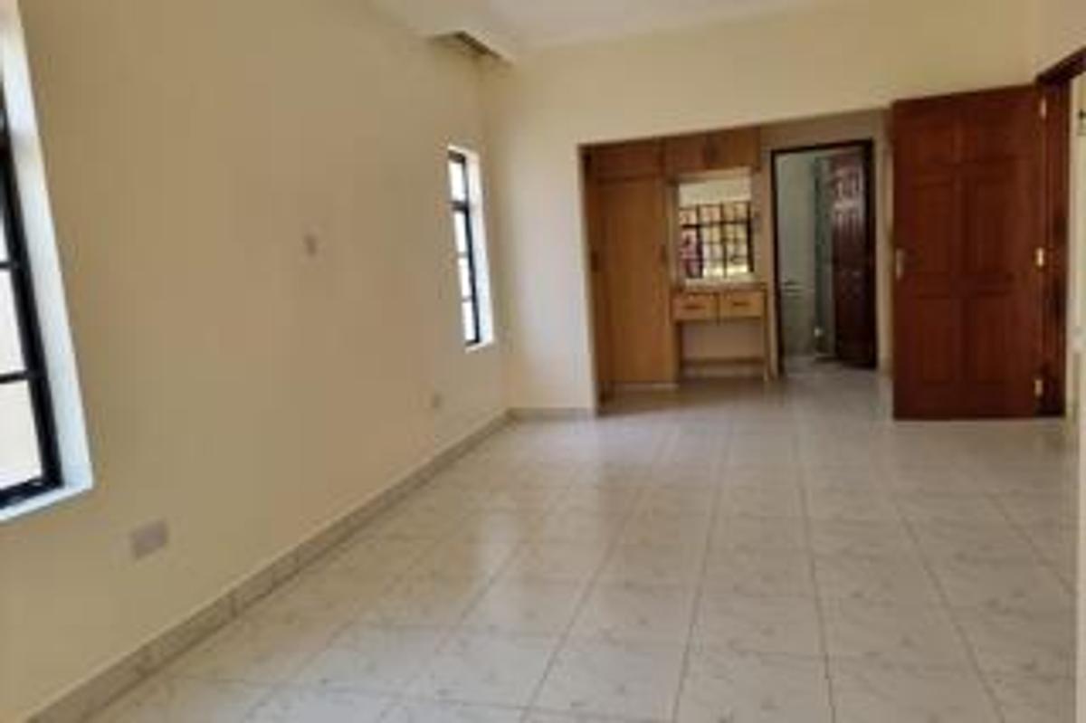 4 Bed House with En Suite at Ngong - 9