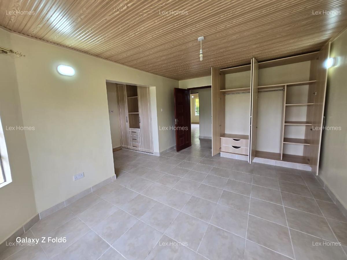 3 Bed House with En Suite at Rimpa - 11