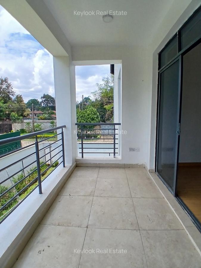 5 Bed Townhouse with En Suite at Lavington - 12