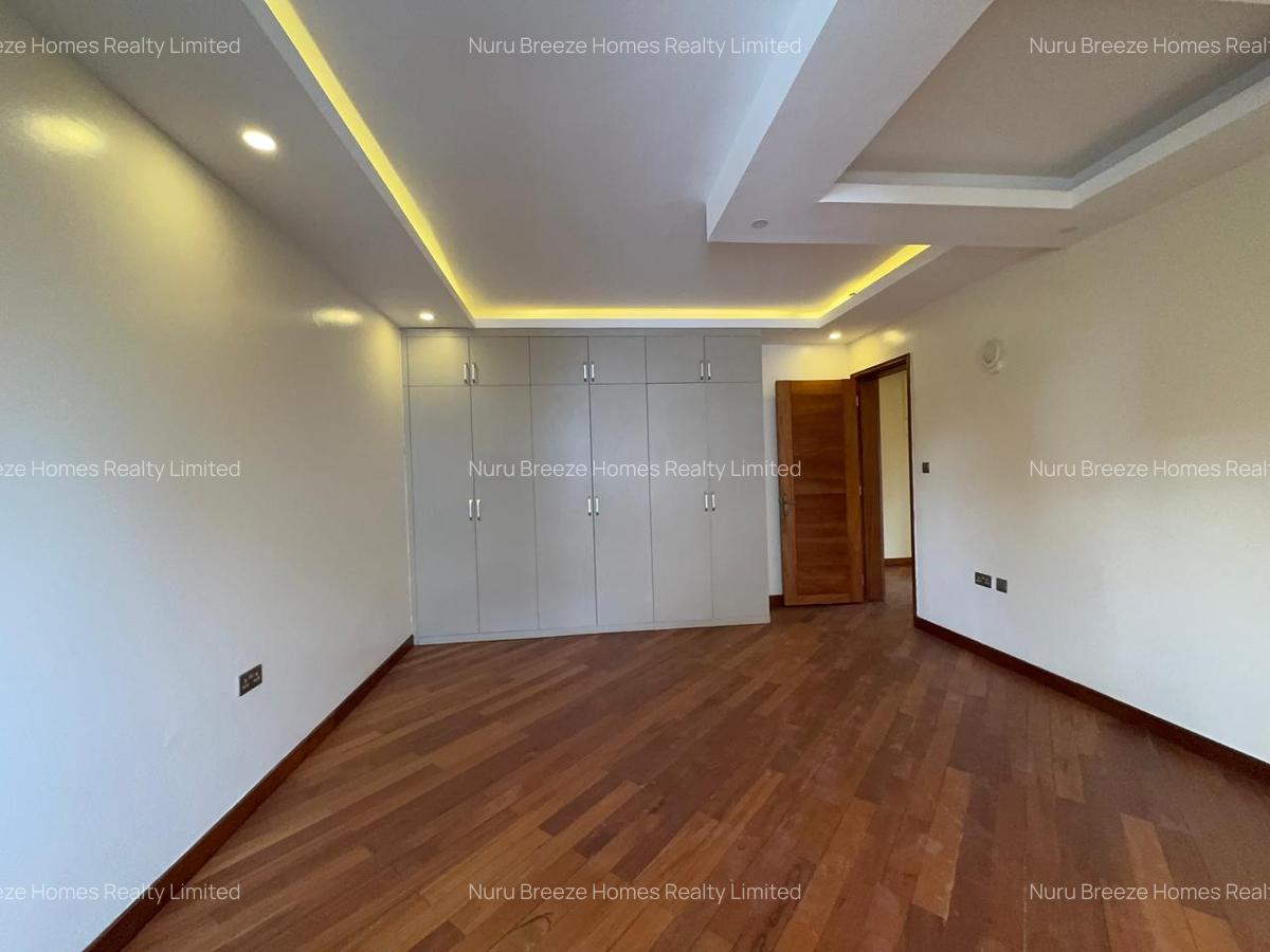 5 Bed Townhouse with En Suite in Kileleshwa - 12