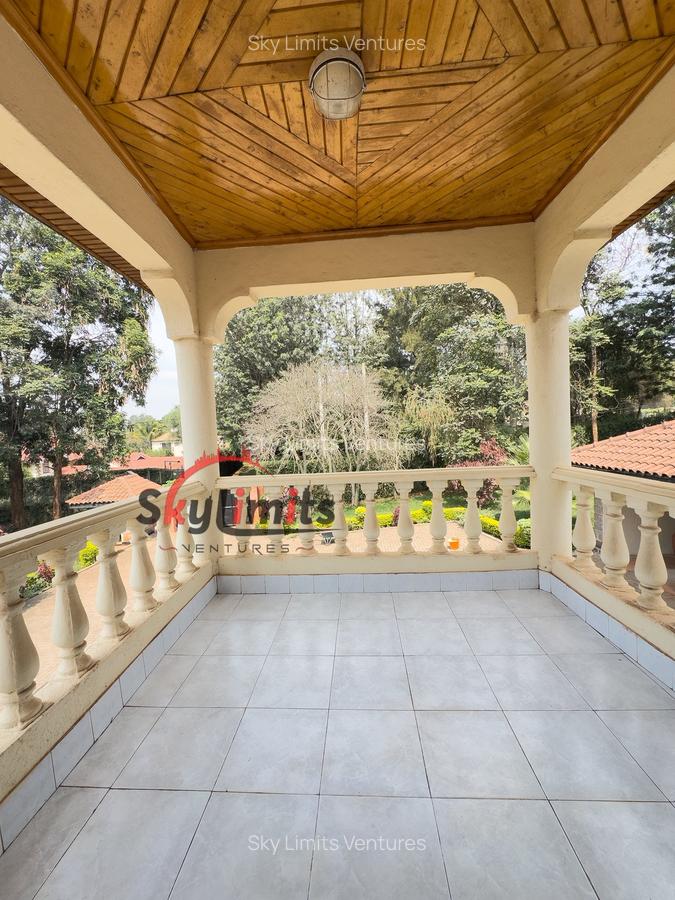 5 Bed House with En Suite in Runda - 10