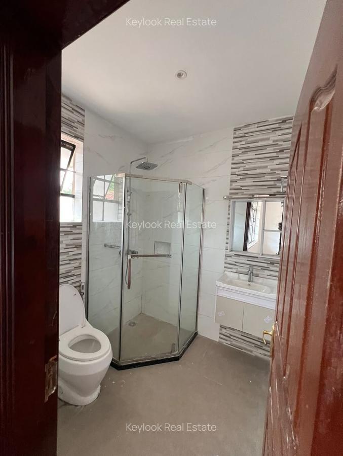 4 Bed Townhouse with En Suite at Lavington Green - 13