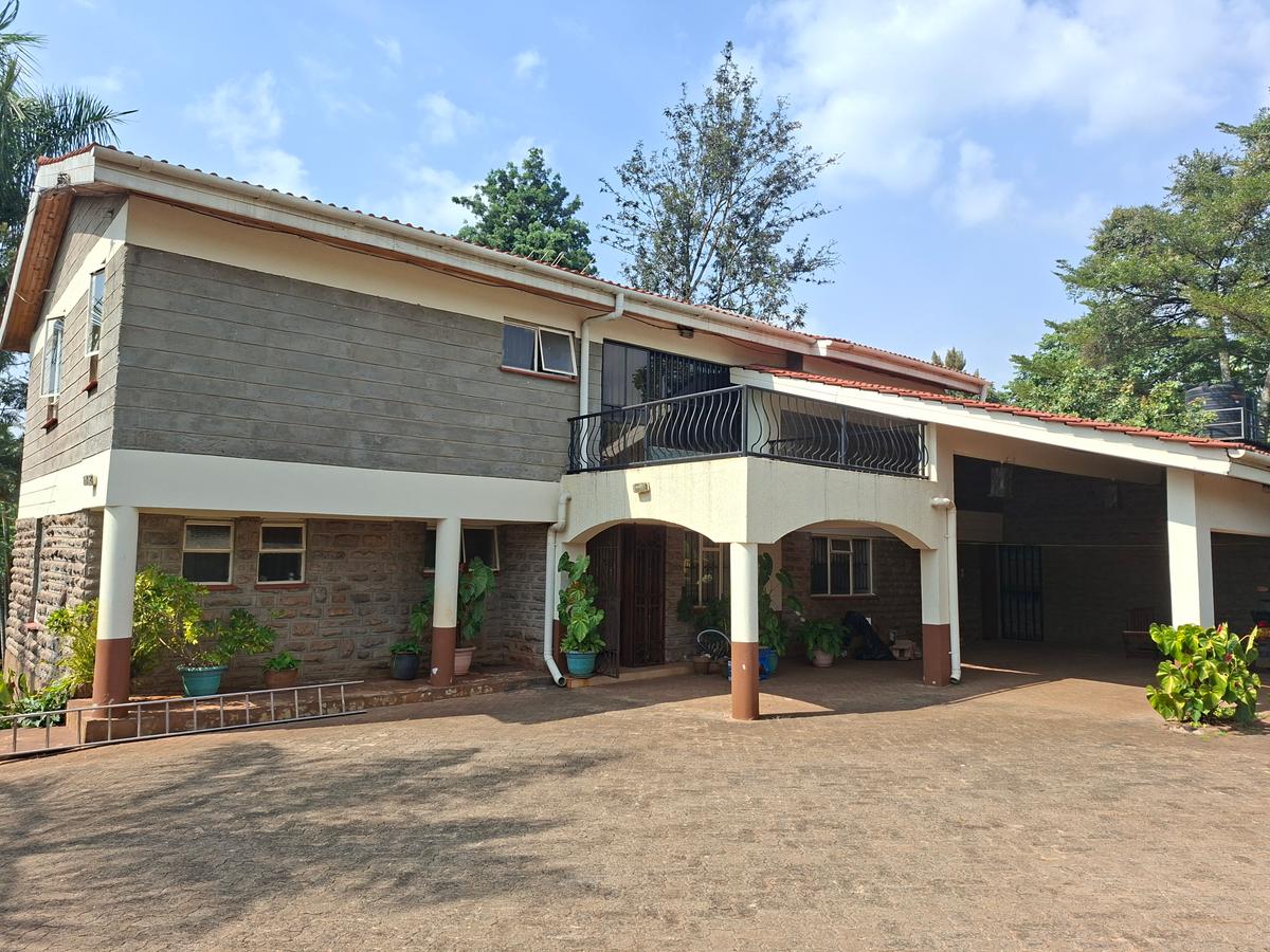 4 Bed House with En Suite at Off Un Avenue - 5