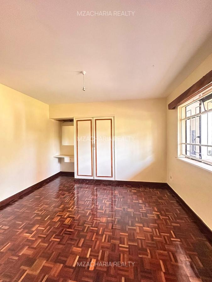4 Bed House with Staff Quarters in Nyari - 8