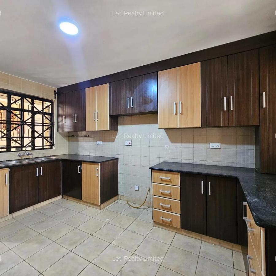 5 Bed Townhouse with En Suite in Kileleshwa - 6