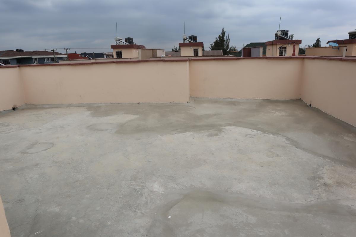 4 Bed Villa with En Suite at Near Gateway Mall - 20