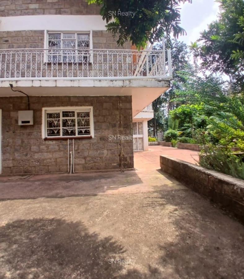5 Bed Villa with En Suite at Mandera Road - 17