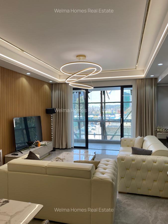 2 Bed Apartment with En Suite in Lavington - 2