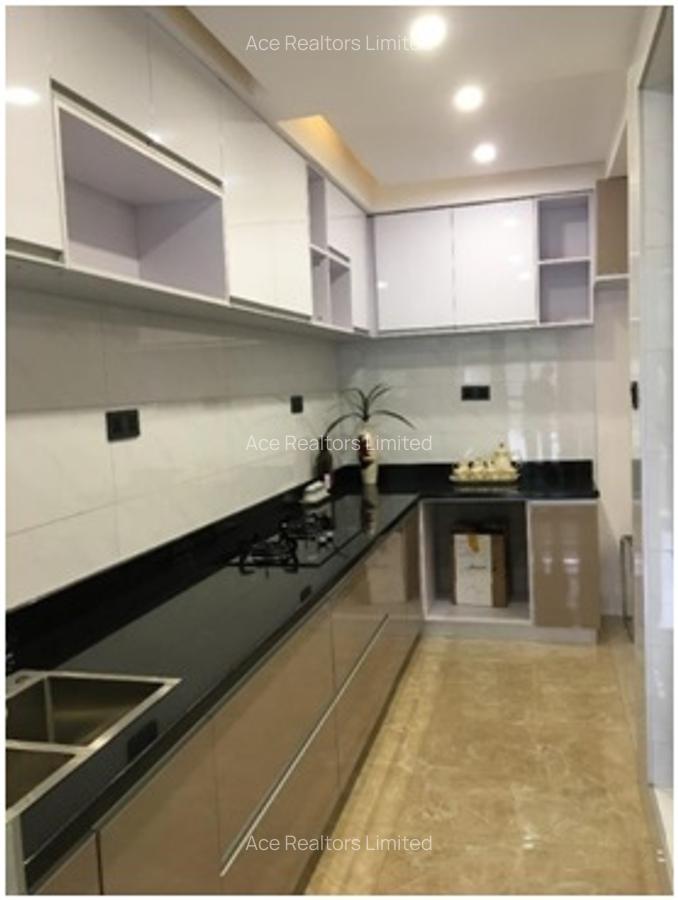 2 Bed Apartment with En Suite at Lavington - 4