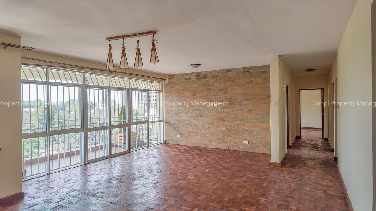 3 Bed Apartment with En Suite at Dennis Pritt Road - 7