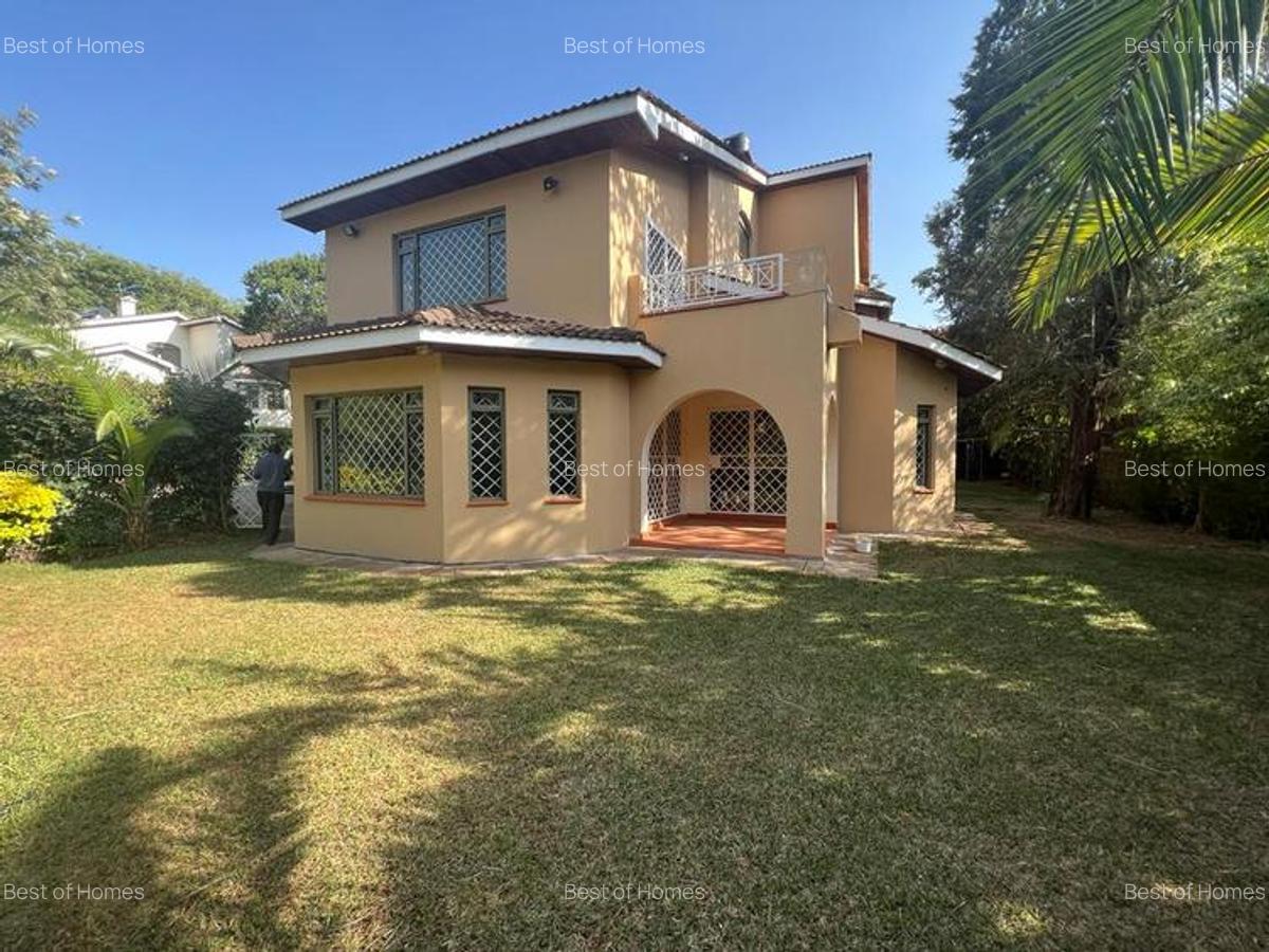 4 Bed Townhouse with En Suite in Lavington - 1