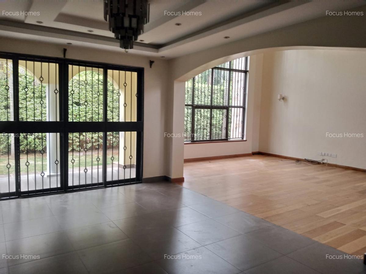 4 Bed Townhouse with En Suite in Lavington - 3