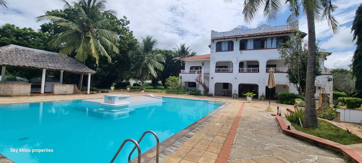 5 Bed House with En Suite at Diani - 5