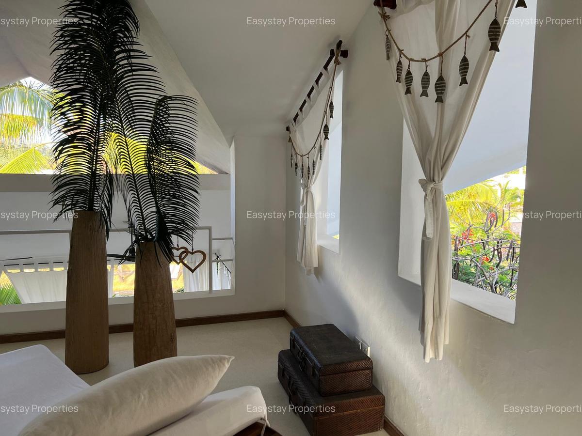 3 Bed Villa with Swimming Pool in Watamu - 17