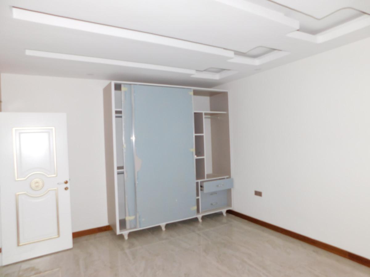 4 Bed Apartment with En Suite in Nyali Area - 3