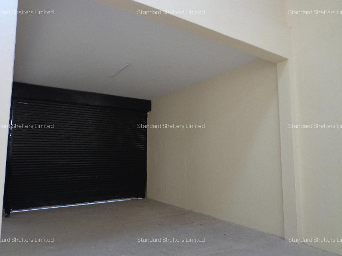 7,089 ft² Warehouse with Parking in Industrial Area - 20