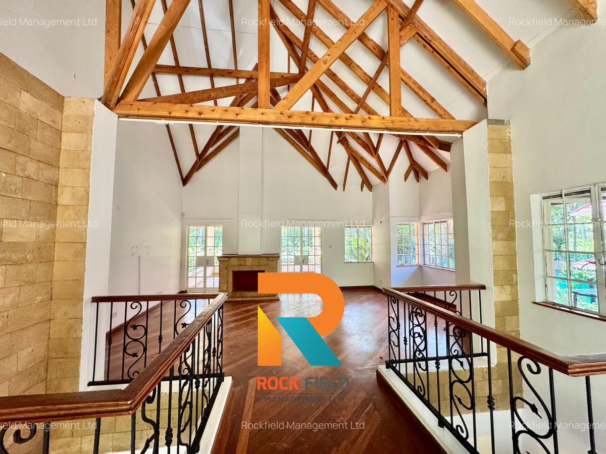 5 Bed Townhouse with En Suite in Rosslyn - 9