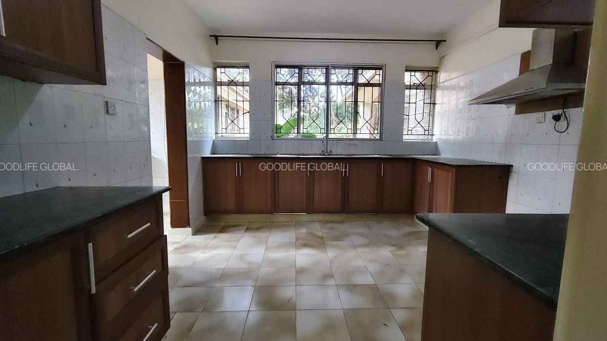 5 Bed House with En Suite at Gigiri - 10