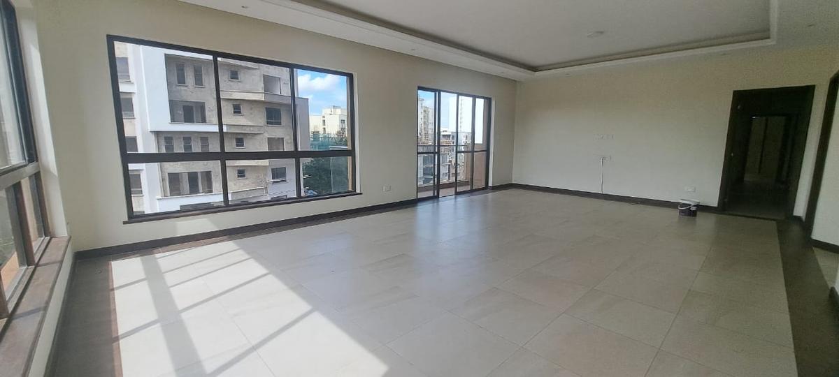 3 Bed Apartment with En Suite in Parklands - 1