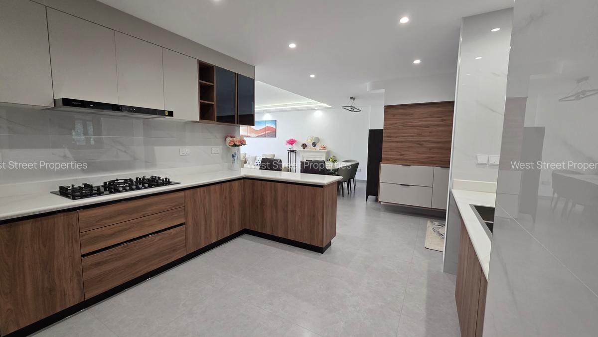 2 Bed Apartment with En Suite at Westlands - 11