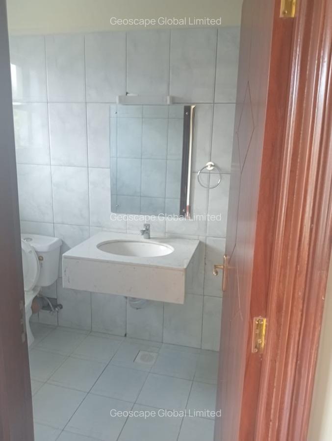 5 Bed Villa with En Suite in Karen - 10