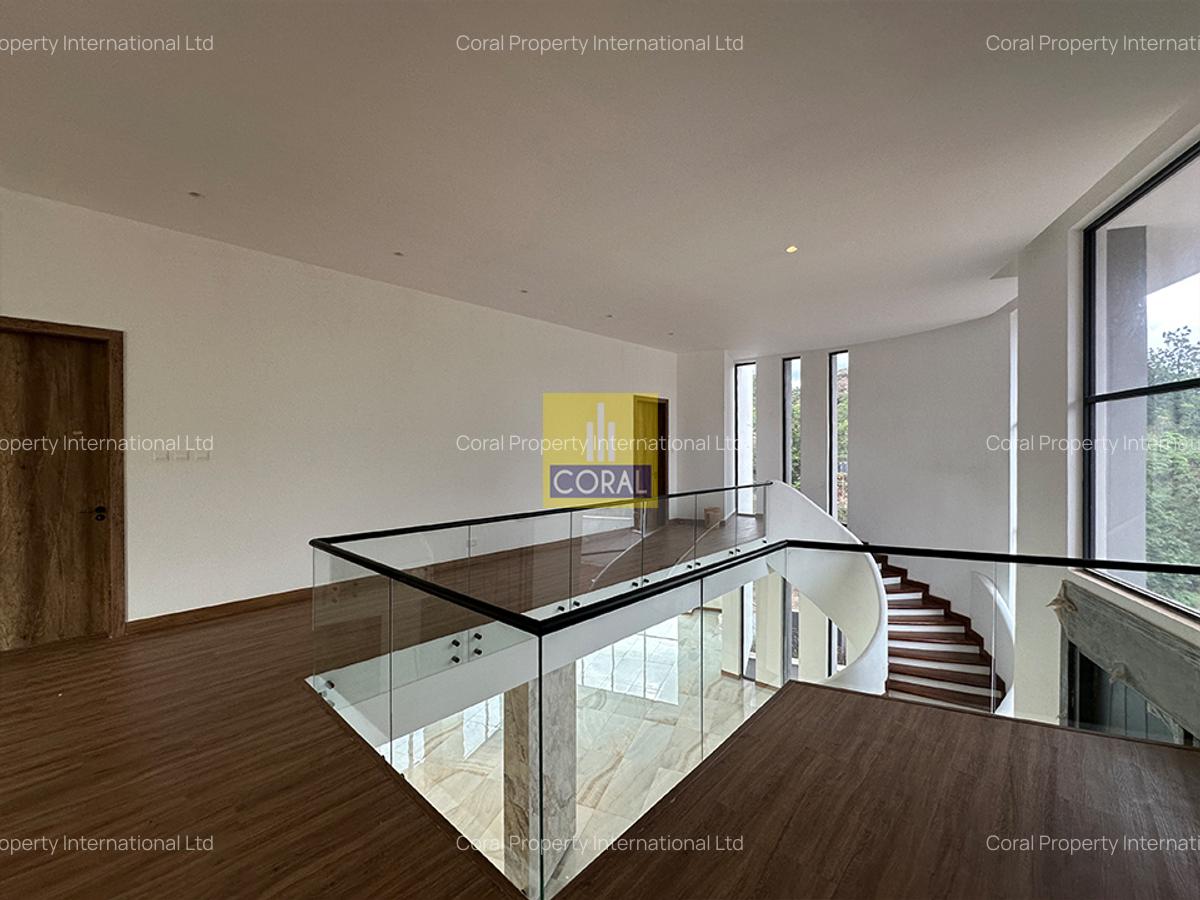 5 Bed House in Rosslyn - 13