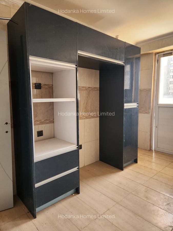 5 Bed Apartment with En Suite at Kilimani - 3