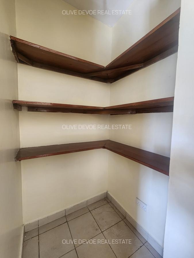 3 Bed Apartment with En Suite in Kilimani - 6