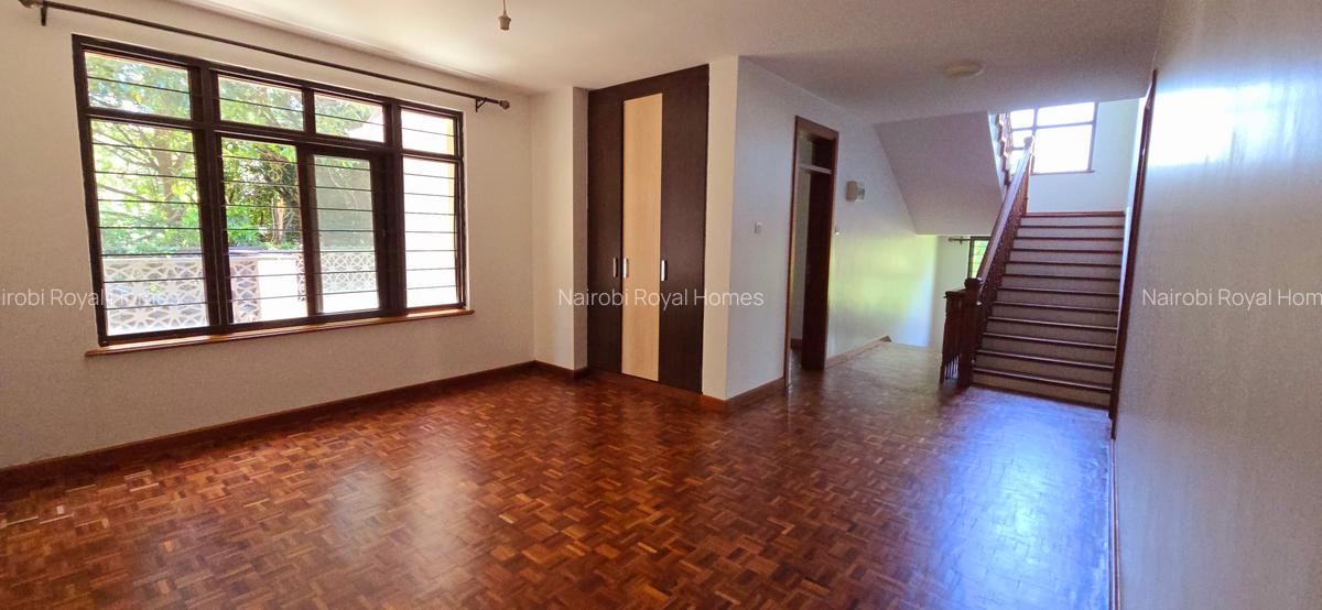 5 Bed Townhouse with En Suite at Lavington Off James Gichuru Road - 13