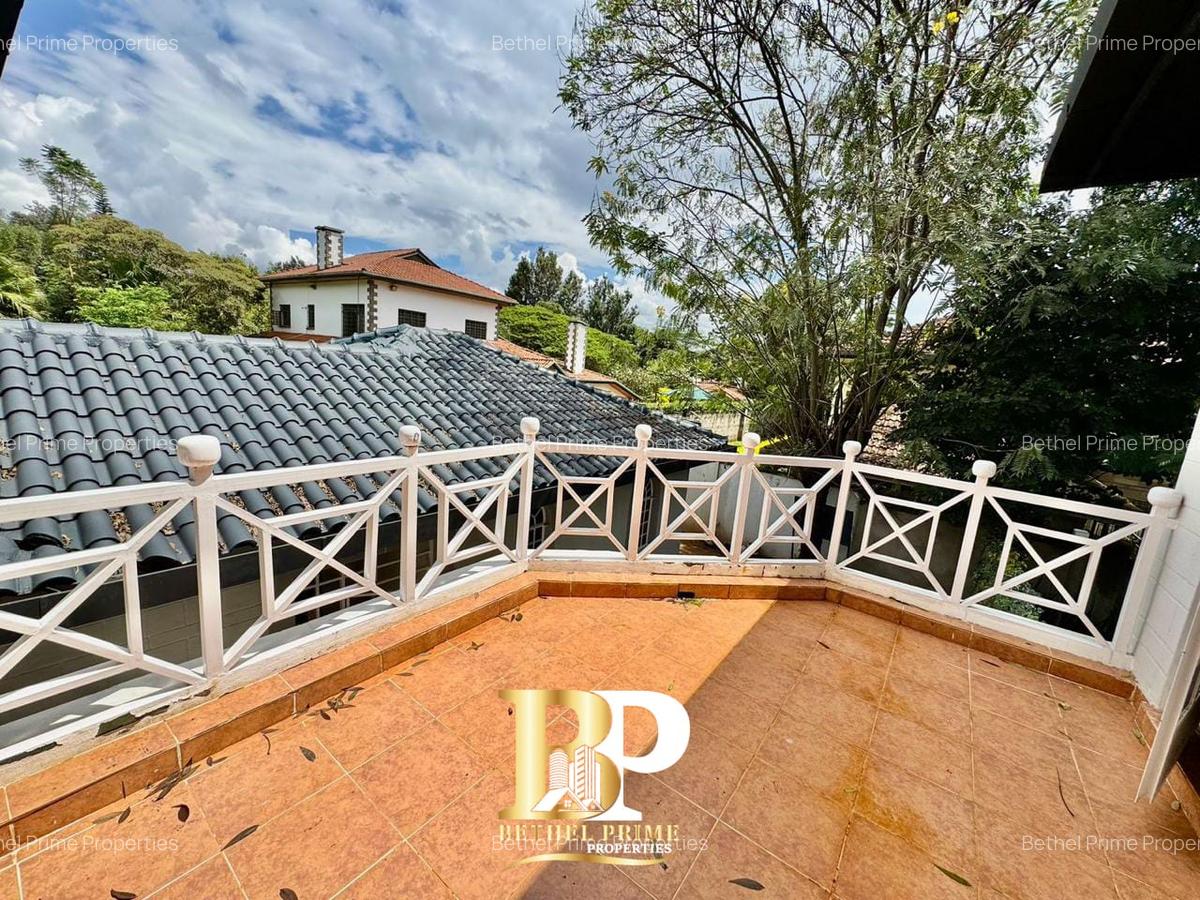 4 Bed Townhouse with En Suite in Runda - 5