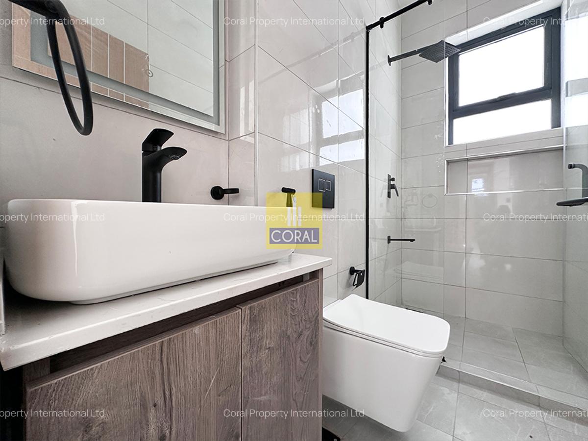 2 Bed Apartment in Brookside - 9