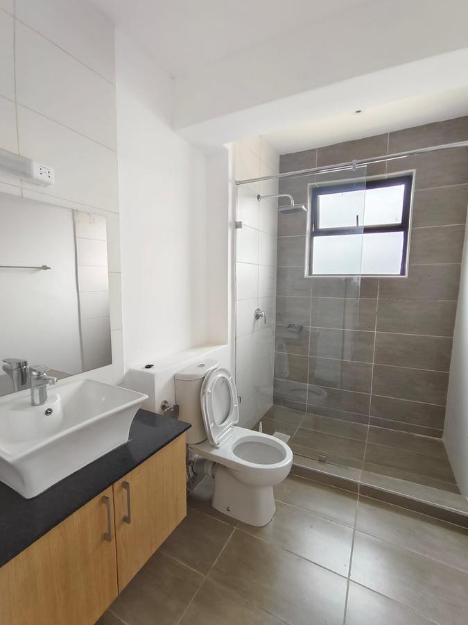 3 Bed Apartment with Gym in Kilimani - 9