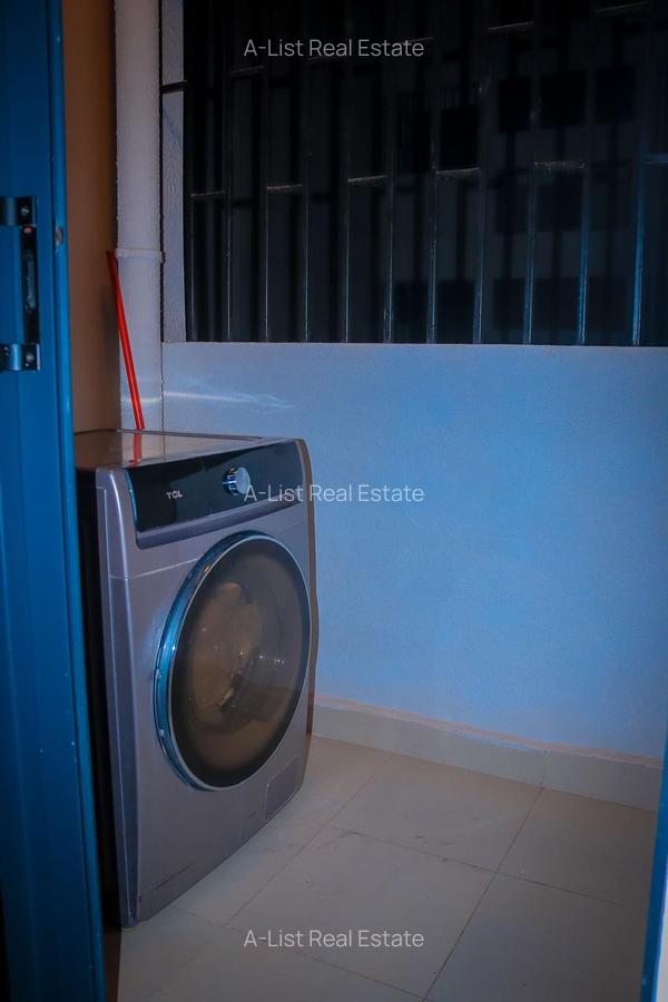 Furnished 2 Bed Apartment with En Suite at Sports Road - 12