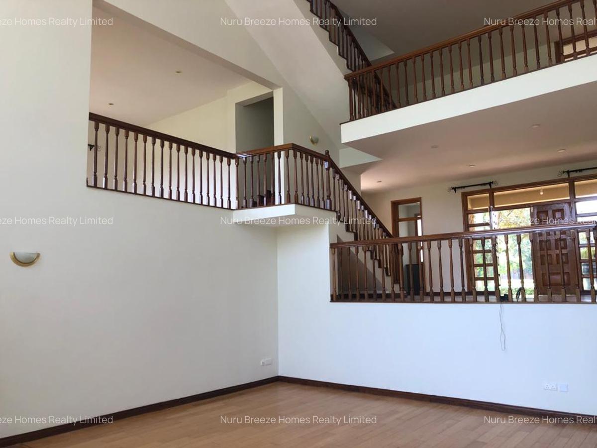 5 Bed Townhouse with En Suite in Karen - 16