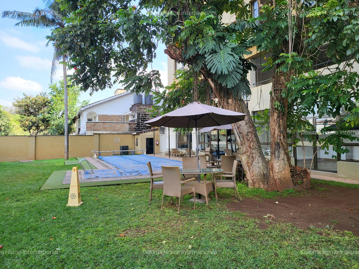 3 Bed Apartment with En Suite in General Mathenge - 17